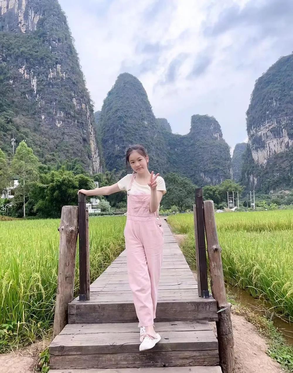 2e84784b82f943fc82f1d1d2daa596d4.jpg 2e84784b82f943fc82f1d1d2daa596d4.jpg